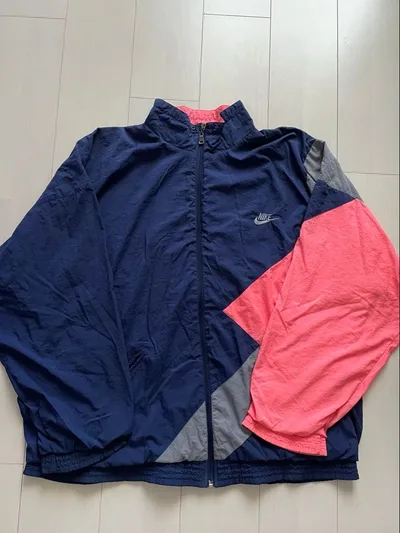 Nike ナイロンジャケット