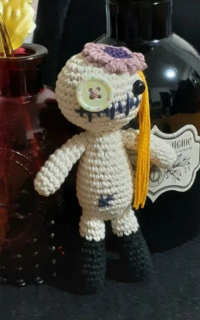 ハロウィン あみぐるみ ゾンビな女の子③ ドール 人形 ハンドメイド