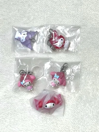 【匿名配送】新品 カプセルトイ マイメロディ 4種 めじるしアクセサリー他