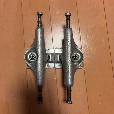 Independent trucks 129トラック 2個セット