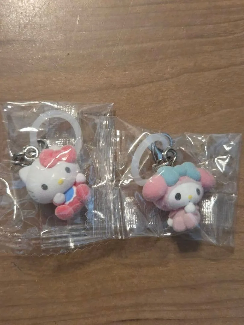 サンリオキャラクターズ ふわふわめじるしアクセサリー キティマイメロ