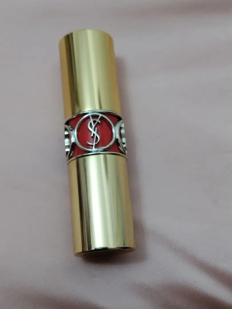 YSL ルージュ ヴォリュプテ シャイン No.82