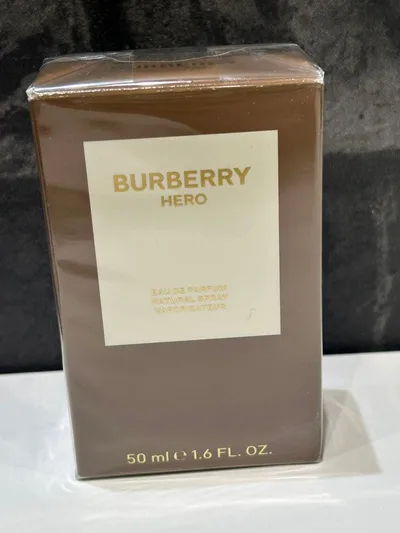 BURBERRY HERO オードパルファム 50ml