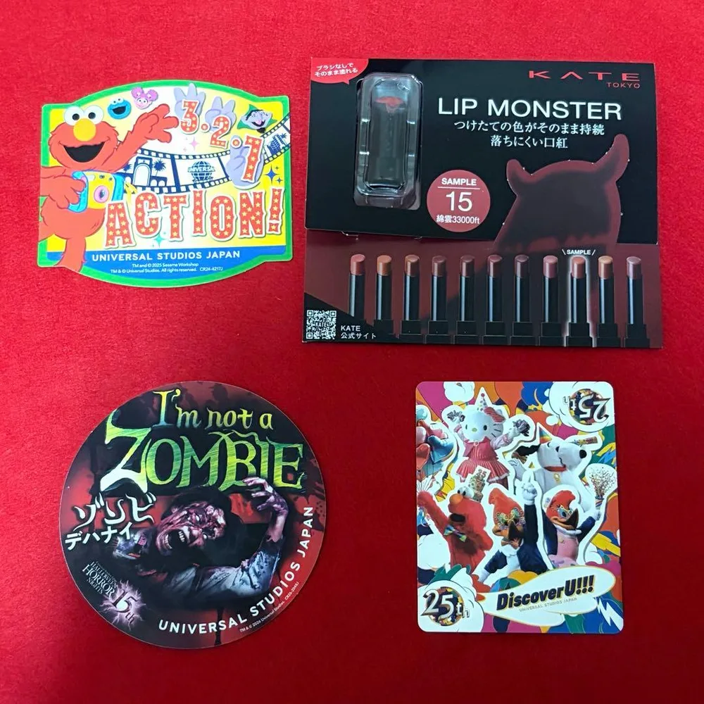 新品非売品 USJハロウィンセット KATEリップモンスターサンプル&ステッカー