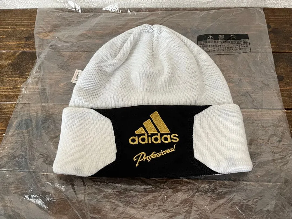 【未使用品】アディダス ニット帽