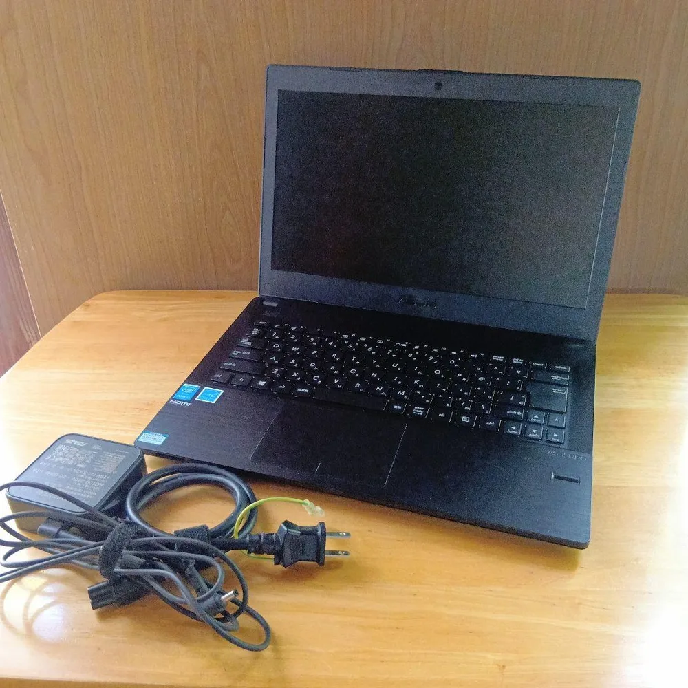 ASUSPRO P2420LA Core i3 14インチ 黒 注あり