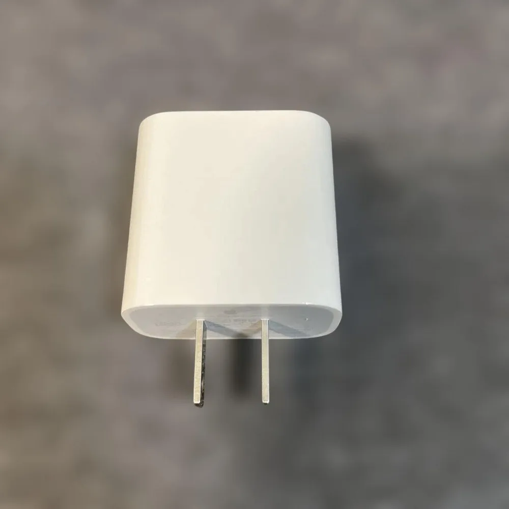 【純正】Apple 20W USB-C 電源アダプタ