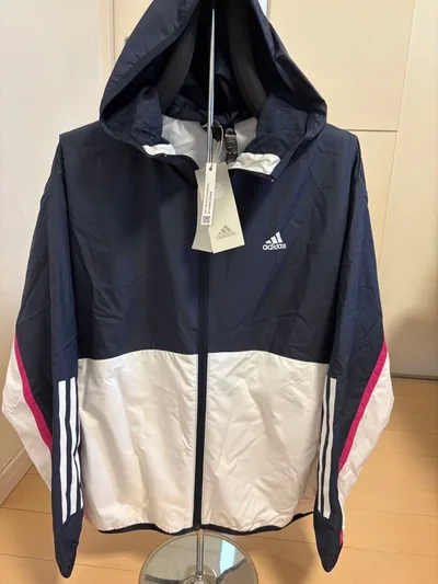 新品 adidas ウィンドブレーカー レディース XLサイズ