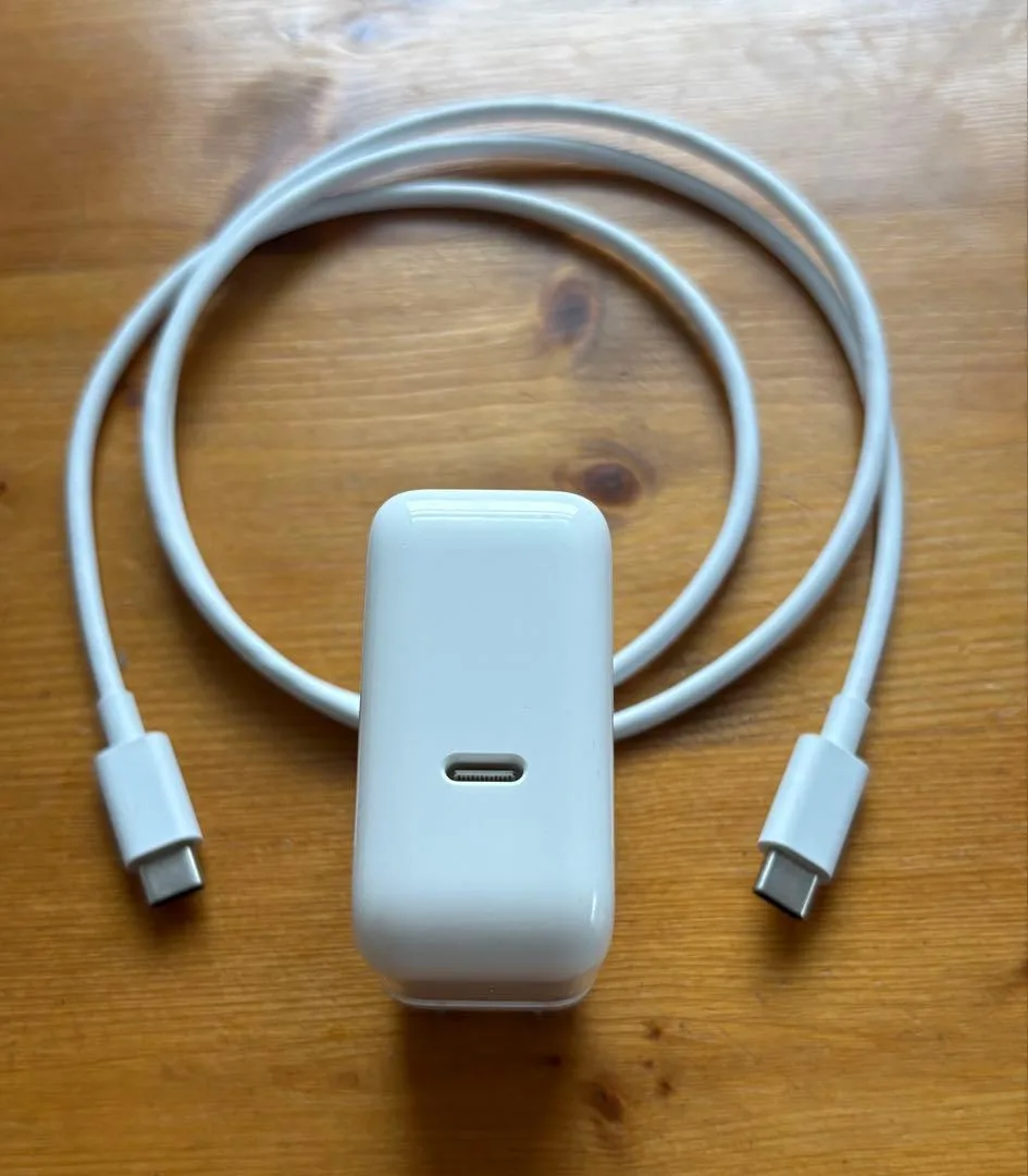 Apple純正 29W USB-C電源アダプタ+USB-Cケーブル