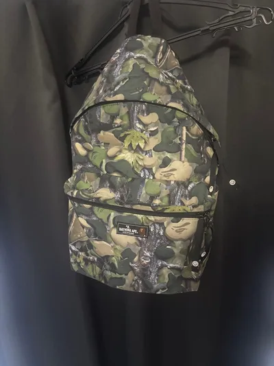 กระเป๋าเป้ลายพรางbape