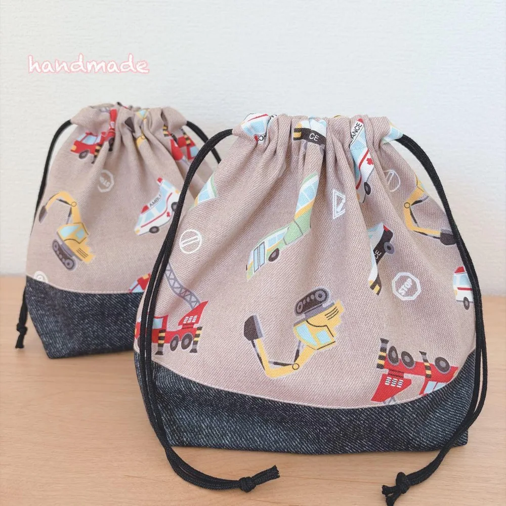 ハンドメイド お弁当袋&コップ袋 働く車♪乗り物ベージュ×デニム風ブラック