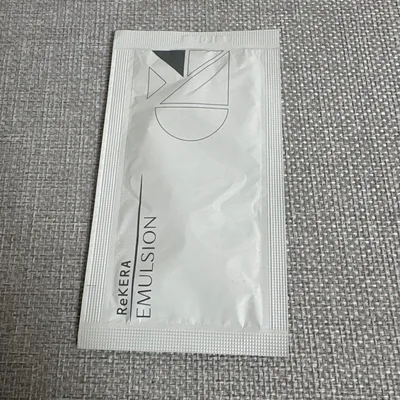 【匿名配送】リケラエマルジョン ヘアトリートメント 10ml