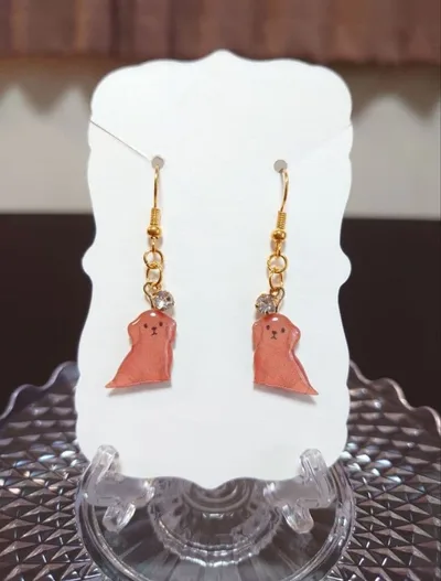 ハンドメイド ミニチュアダックスフンド ピアス 犬 ブラウン レジン