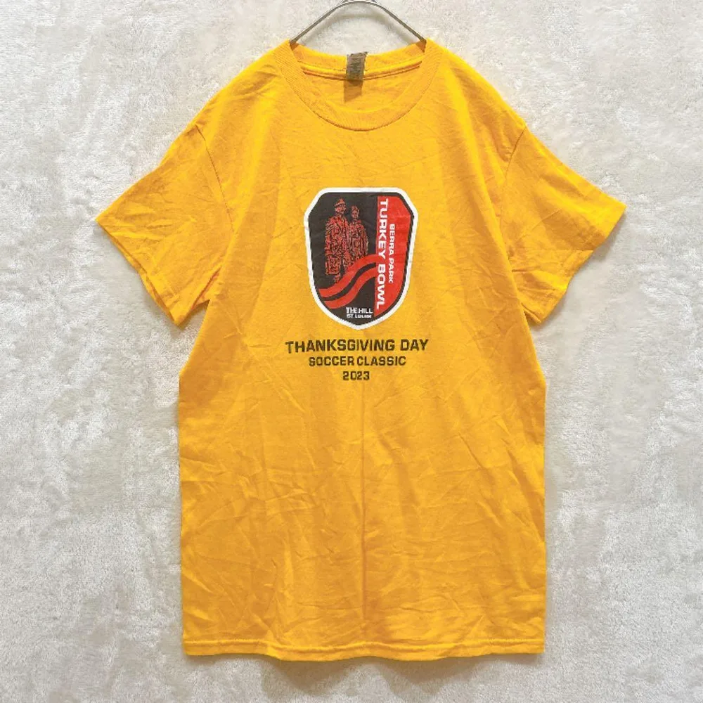 ギルダン 半袖Tシャツ クルーネック プリント S 黄 綿100 カジュアル