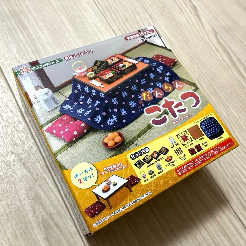 RE-MENT Petit Sample Series Danran Kotatsu