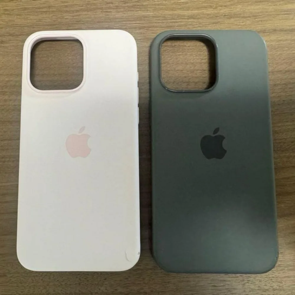 iPhone15promax 2色セット 純正シリコンケース ピンク