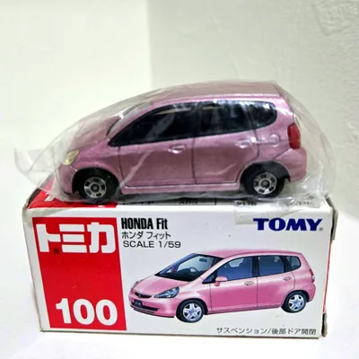 トミカ No.100 ホンダ フィット ピンク 美品 廃版 絶版