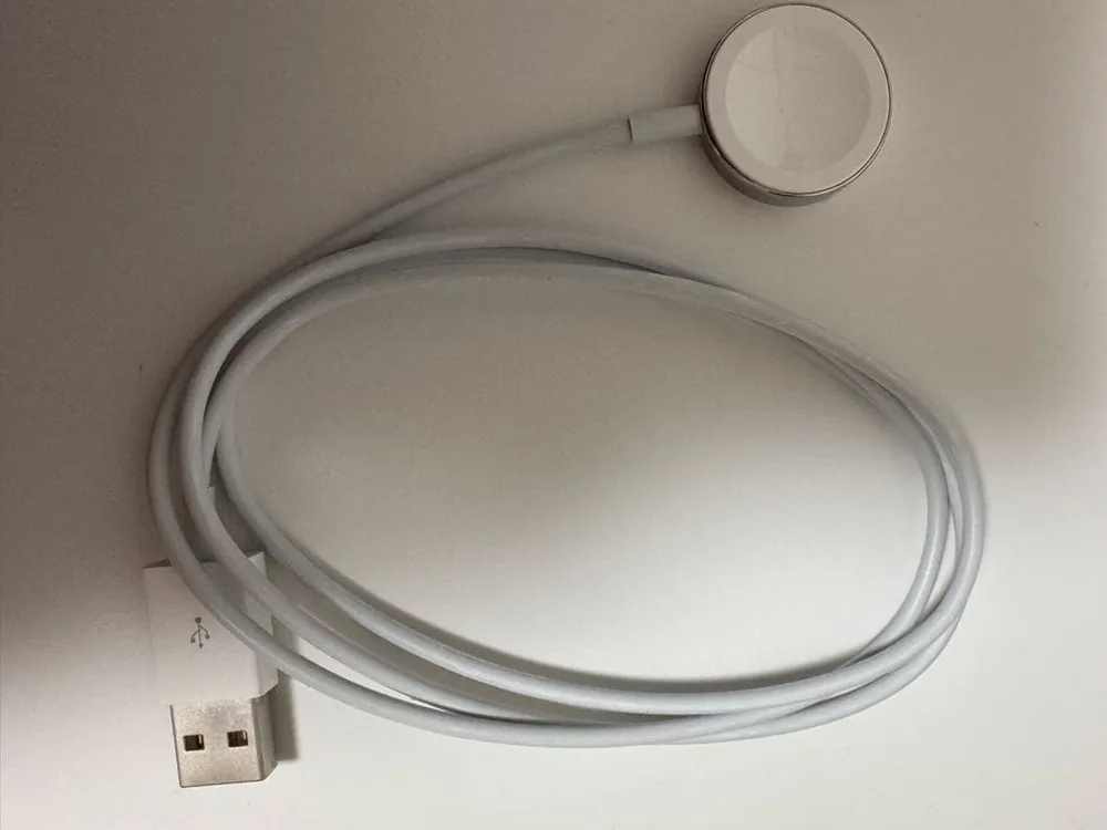 純正品Apple Watch用 磁気充電ケーブル