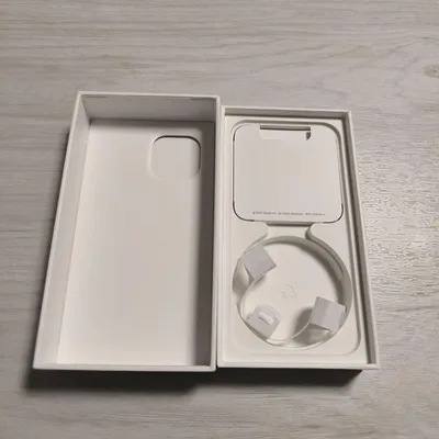 Apple iPhone 13 mini 128GB Midnight 空箱