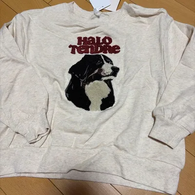 しまむら キッズトレーナー 犬刺繍 ベージュ 120 トップス