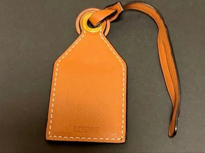 LOEWE ロエベ ネームタグ