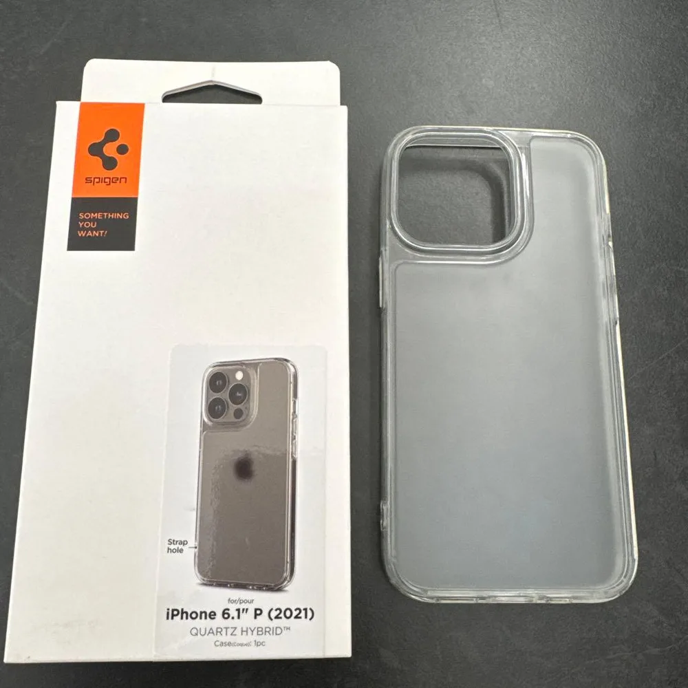 未使用品❣️Spigen iPhone13pro スマホケース クリア