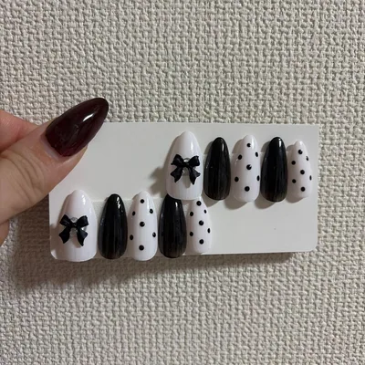 ネイルチップ ドット リボン ブラック ホワイト