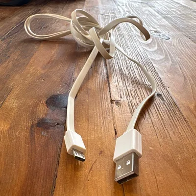 USB-A to Micro USB ケーブル 2.0m