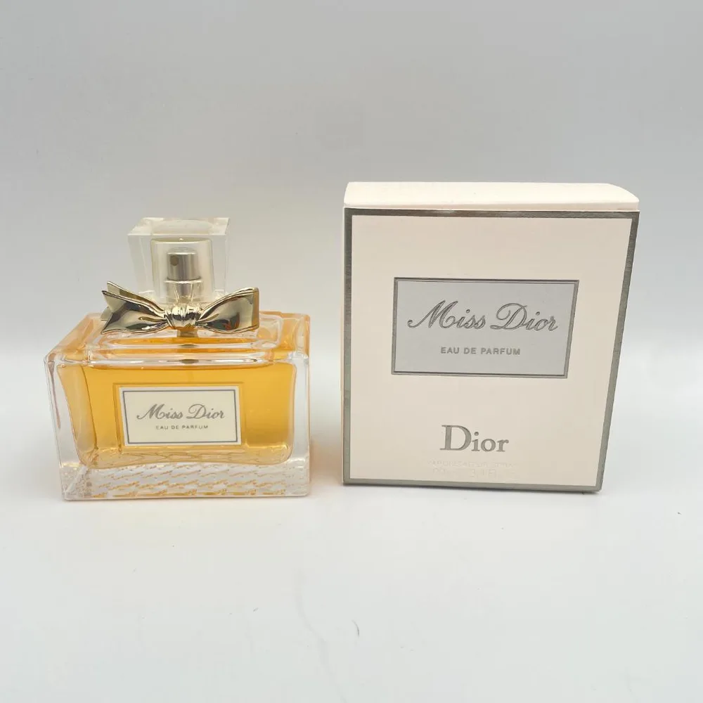 Miss Dior ミスディオール オーデパルファム 100ml A010/10
