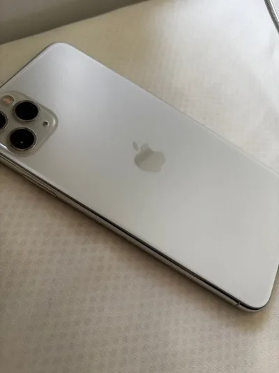 Apple iPhone 11 Pro 本体 64G