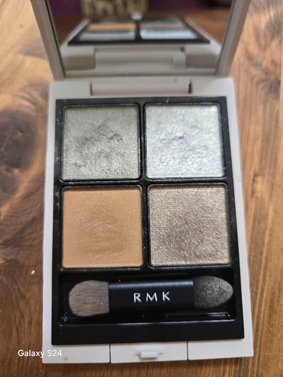 RMK シンクロマティック アイシャドウパレット 09