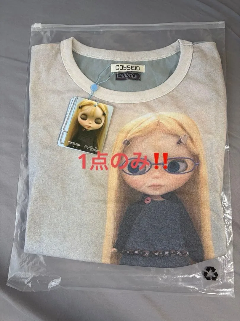 COYSEIO X BLYTHE GRAPHIC T-SHIRT ライトブルー