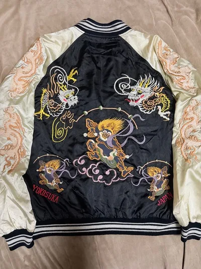 90s YOKOSUKA 風神 龍刺繍 日本 スカジャン スタジャン サテン 黒