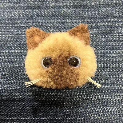 SALE‼️❤️つぶらな瞳✨ブラウン グラデ シャム猫✨パンチニードルブローチ⭐️