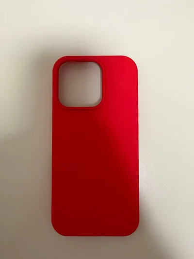 iPhone16プロ ケース赤
