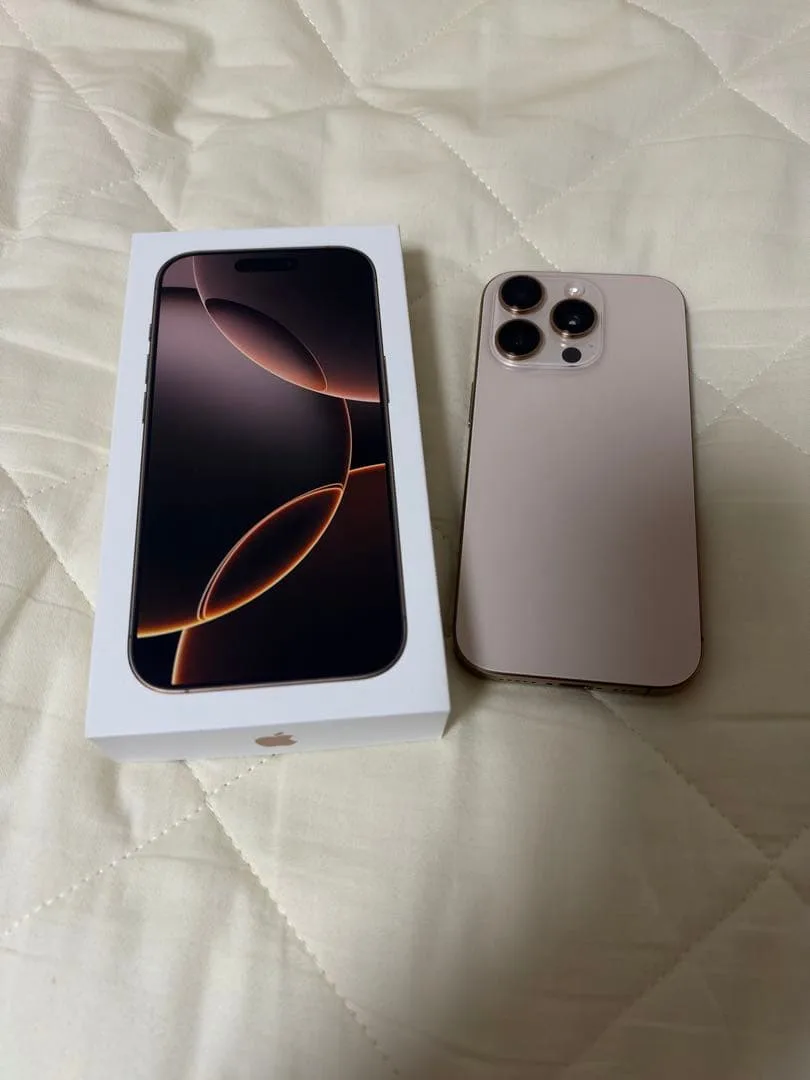 Apple iPhone 16 Pro 本体
