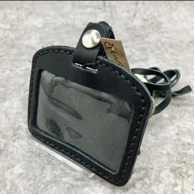 未使用 本革 ネームロング カードホルダー カードケース パスケース 定期入れ