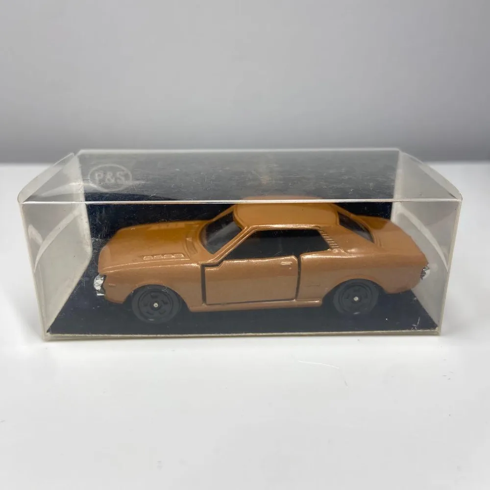 トミカ No.26 トヨタ セリカ 1600GT ブラウン 日本製 P&S