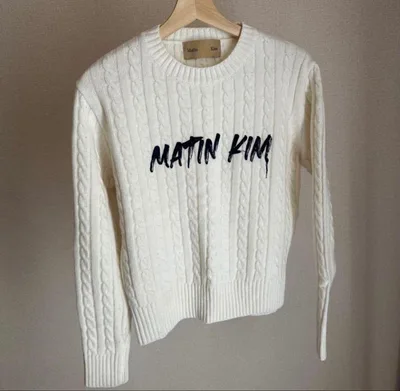 Matin Kim ロゴニット セーター ブラック