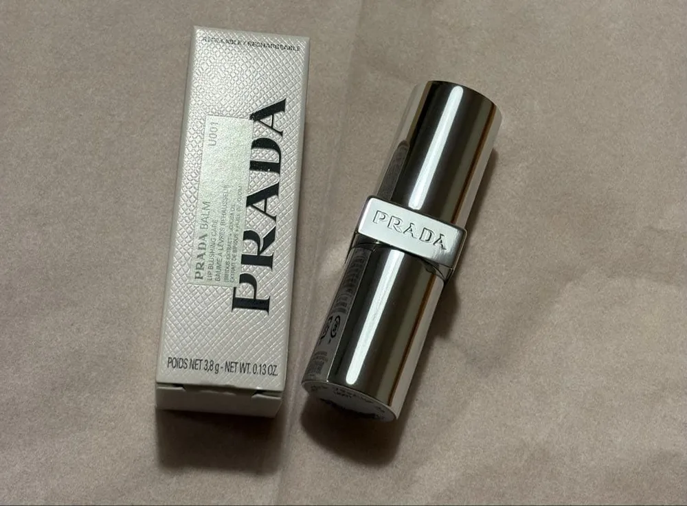 【新品未使用】PRADA リップバーム ブラッシングケア アストラルピンク
