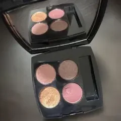 CHANEL レキャトルオンブル 58 アンタンシテ アイシャドウ