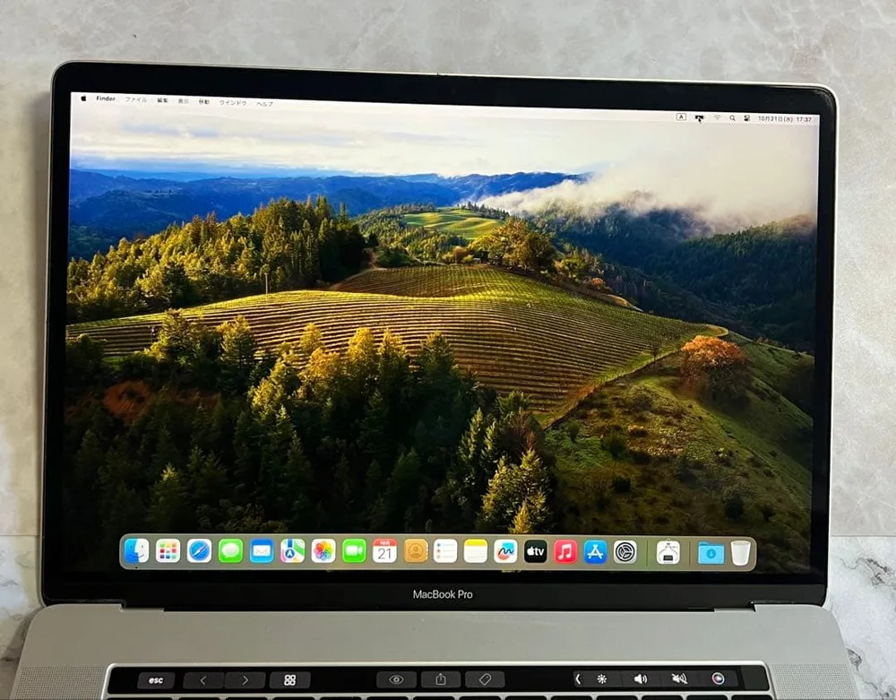 MacBook Pro 15インチ 2018 Core i7/16G/512G