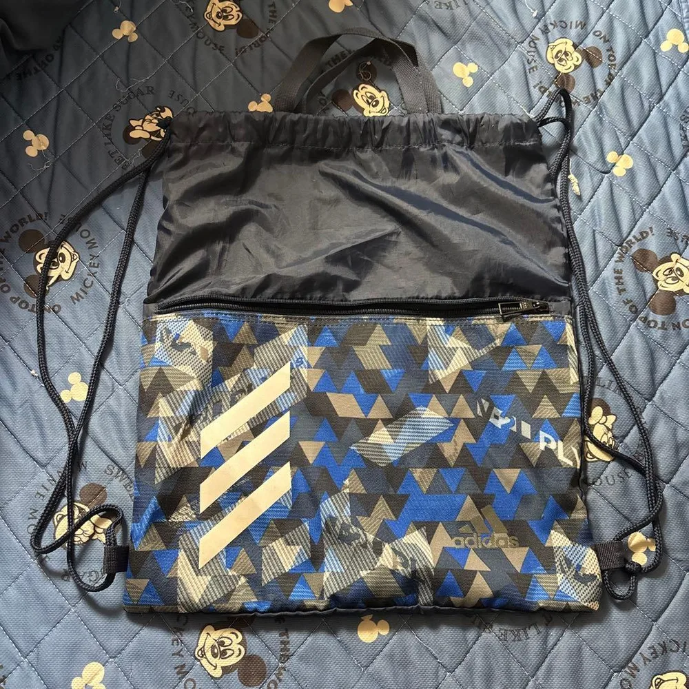 新品 adidas ナップサック