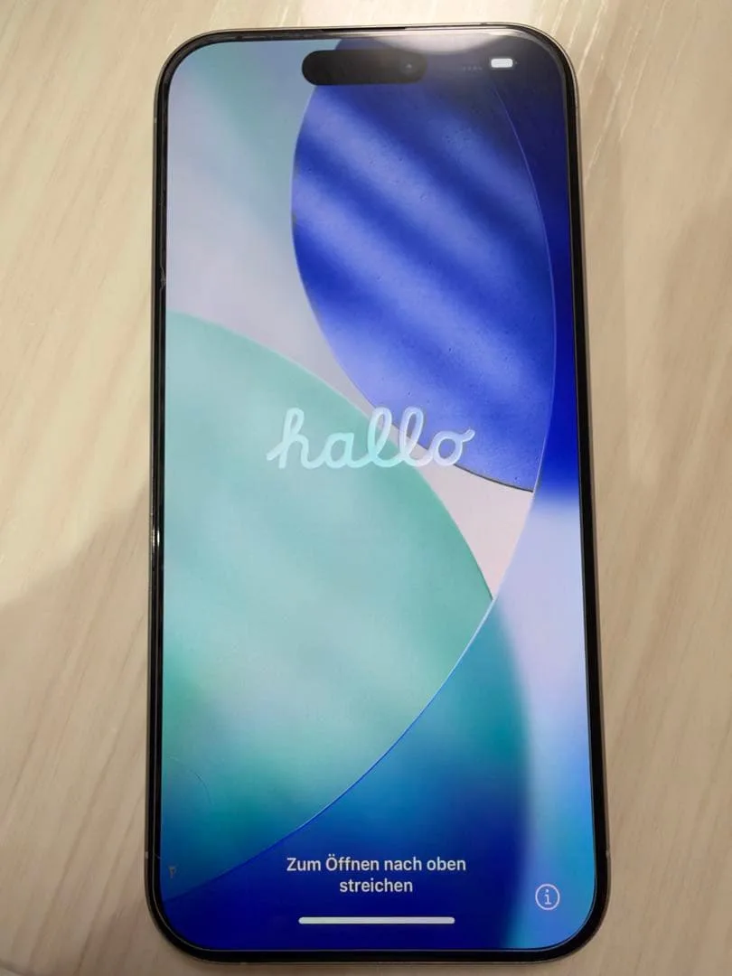 Apple iPhone 15 Pro 本体 256GB