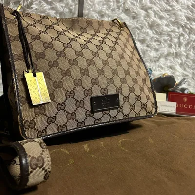 GUCCI グッチ GGキャンバス ショルダーバッグ ブラウン