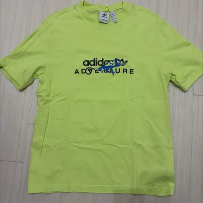 adidas アディダス Tシャツ イエロー