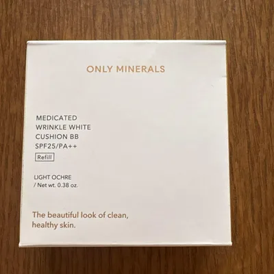 ONLY MINERALS クッションBB ライトオークル(レフィルパフ付)