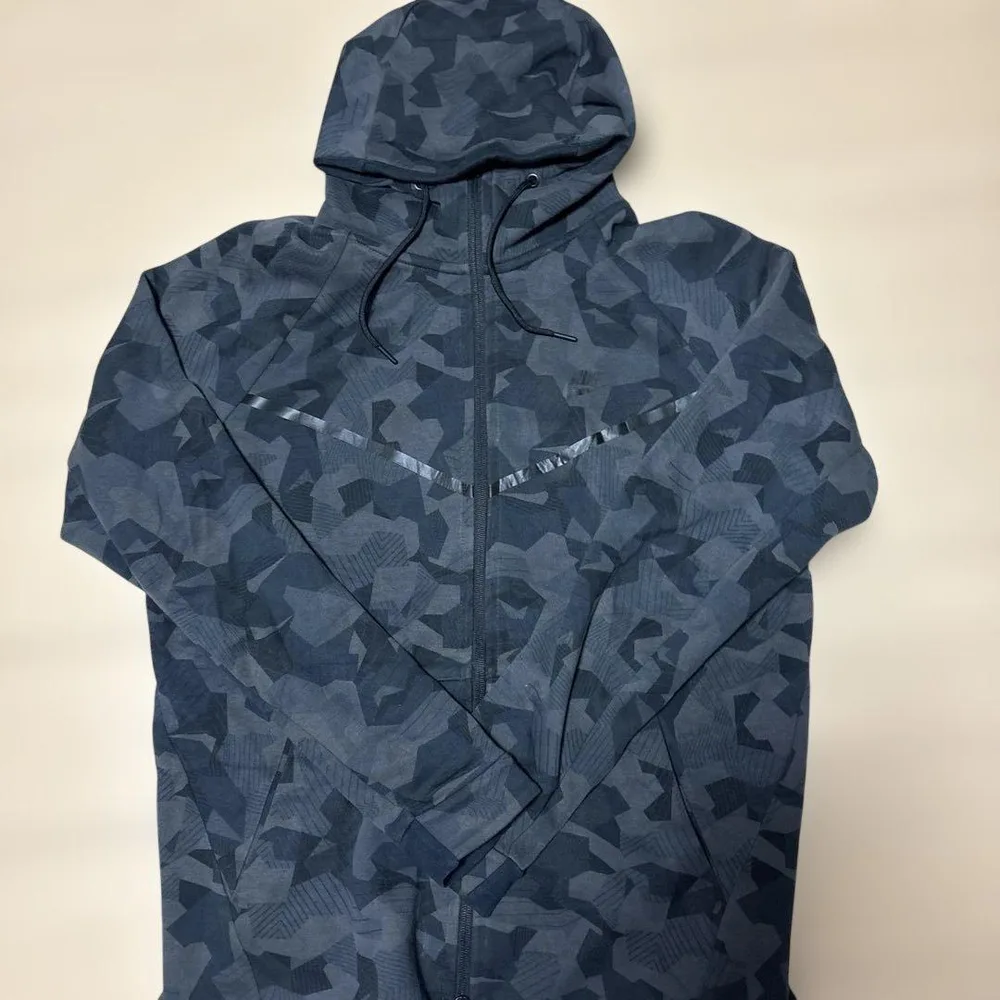 NIKE ナイキ テックフリース パーカー