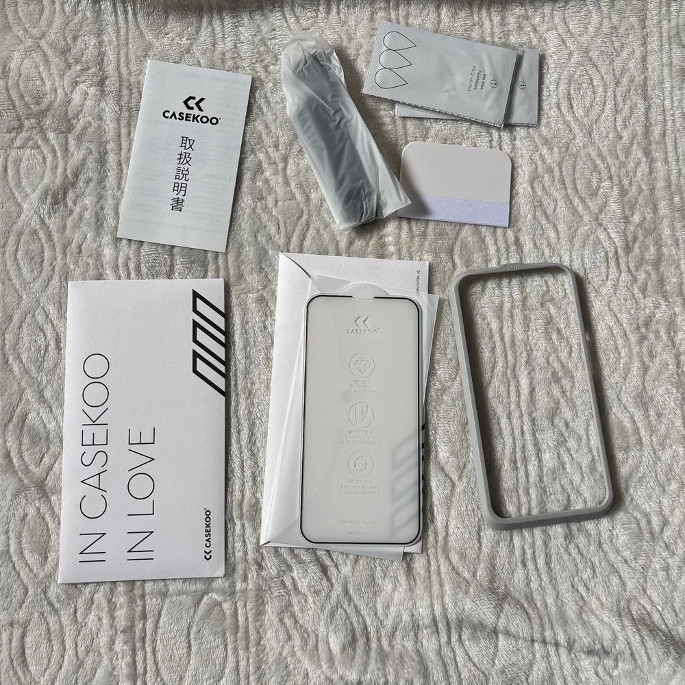 Phone 14 / 13 用 iPhone13Pro用ガラスフィルム2枚セット