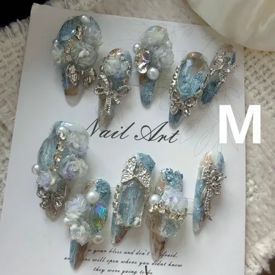 【現品】3Dブルーニュアンスネイルチップ★4点まとめ買いで10%OFF!